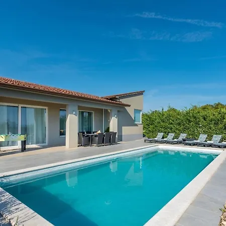 Anton With Pool,wifi Near Labin,989 Vila *